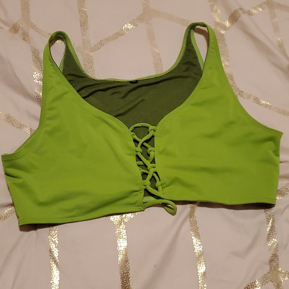 Two piece - Picture 3 of 3